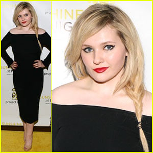 Abigail Breslin Looks All Grown Up at Project Sunshine Benefit!