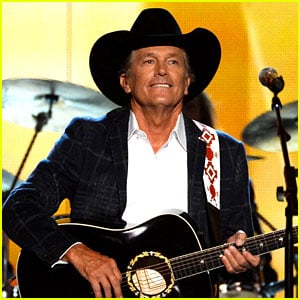 George Strait Wins Entertainer of the Year at ACM Awards 2014!