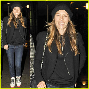 Jessica Biel's Big Smile Shows Her Excitement for Friday Movie Nights!