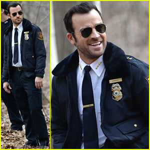 Justin Theroux Looks All Kinds of Good in His Police Uniform For 'The Leftovers'