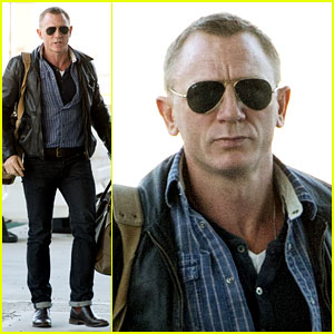 Daniel Craig Keeps It Cool in Shades for NYC Departure