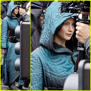 Jennifer Lawrence Covers Up Her 'Hunger Games: Mockingjay' Costume with Big Blue Coat!