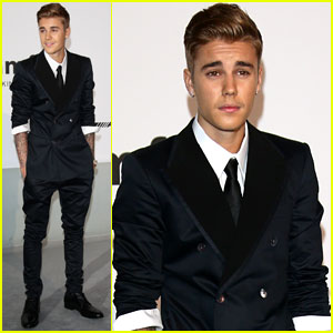 Justin Bieber Looks Super Sharp for amfAR Gala 2014!
