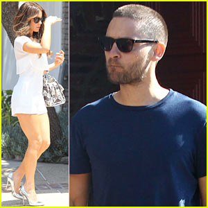 Kate Beckinsale & Tobey Maguire Attend Star-Studded Memorial Day Party