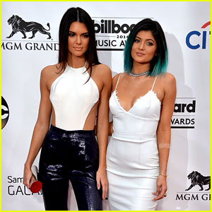 Kendall Jenner Starts to Introduce Wrong Group at Billboard Music Awards 2014 (Video)