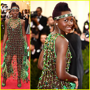 Lupita Nyong'o is a Gorgeous Green Flapper at Met Ball 2014