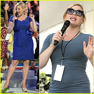 Megan Hilty Is Feeling Blue at Memorial Day Concert Rehearsals!