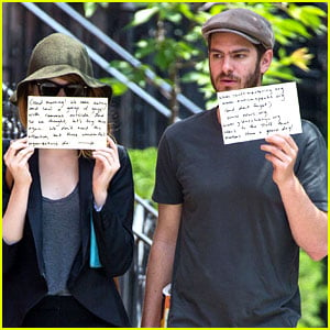 Emma Stone & Andrew Garfield Use Signs to Raise Awareness for Charities Again!