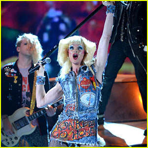 Neil Patrick Harris Performs with 'Hedwig & the Angry Inch' at Tony Awards 2014, Wins Best Actor!