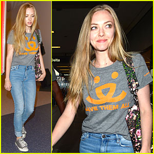 Amanda Seyfried Isn't Shy to Rap 5ive's 'It's All Over' - Watch Now!