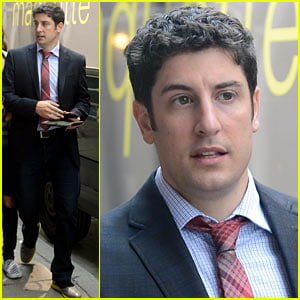 Jason Biggs Apologizes Again for His Malaysia Airlines Tweet