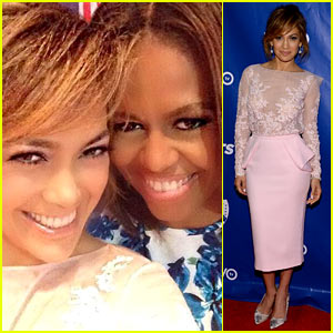 Jennifer Lopez & First Lady Michelle Obama Snap a Selfie Together at LULAC Luncheon!