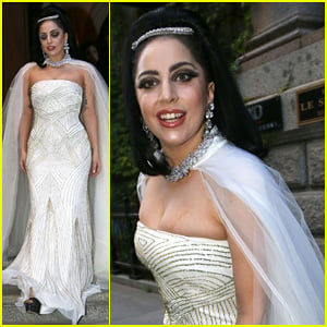 Lady Gaga Wears Wedding Dress for Surprise Tony Bennett Performance at Montreal Jazz Festival
