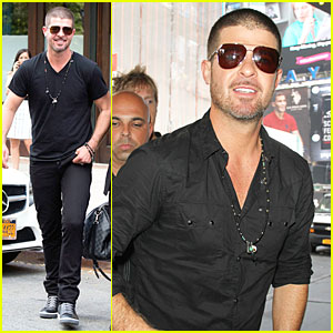 Robin Thicke Says Paula Patton Is Still His Muse From a Distance!
