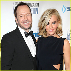 Jenny McCarthy & Donnie Wahlberg Are Married!