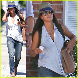 Halle Berry Looks Unrecognizable Wearing Longer Hair Extensions