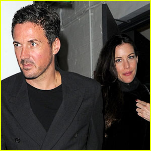 Liv Tyler Pregnant, Expecting Baby with Dave Gardner!