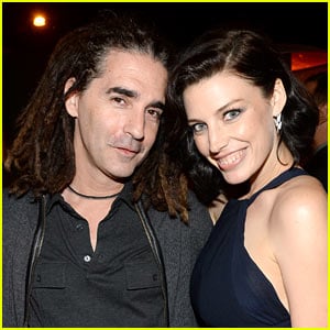 Mad Men's Jessica Pare Is Pregnant, Expecting First Child with Boyfriend John Kastner!