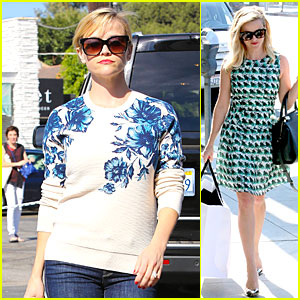 Reese Witherspoon Shows Us Her Breakfast of Champions
