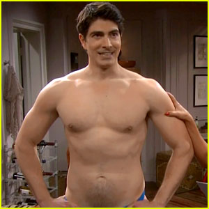 Brandon Routh Goes Shirtless in Tonight's 'The Exes' Premiere!