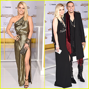 Jessica & Ashlee Simpson Support Evan Ross at 'Hunger Games: Mockingjay' Los Angeles Premiere!