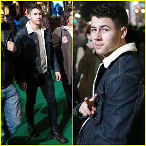 Nick Jonas Gets Ready for the Macy's Thanksgiving Day Parade!