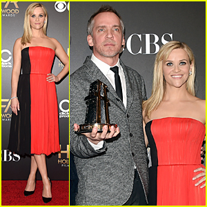 Reese Witherspoon is the Perfect Blend of Red & Black at Hollywood Film Awards