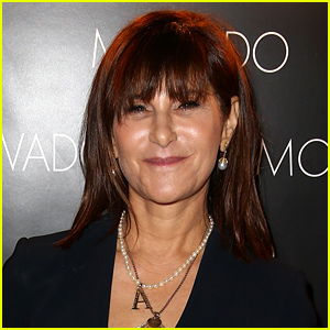 Sony Exec Amy Pascal Issues An Apology Over Racially Charged Leaked