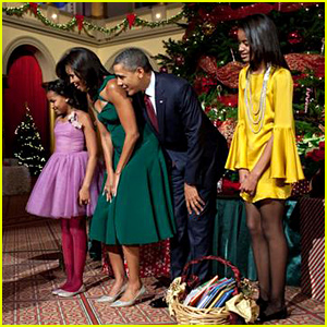 President Obama & His Family Spread Holiday Cheer at the White House!