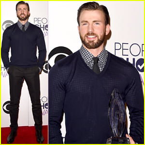Chris Evans Wins Favorite Action Movie Actor at the People's Choice Awards 2015!