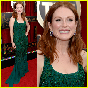 Julianne Moore Is a Stunning Nominee at the SAG Awards 2015