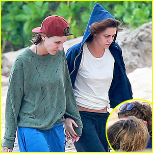 Kristen Stewart & Alicia Cargile Hold Hands on Hawaii Vacation