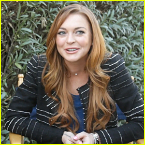 Lindsay Lohan Gives Us Sneak Peek of Super Bowl 2015 Commercial - Watch Now