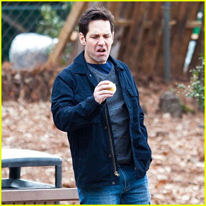 Paul Rudd Looks Horrified By His Snack On Set