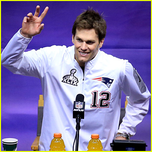 Tom Brady's Wife & Kids Send Him Love on Super Bowl 2015 Media Day!