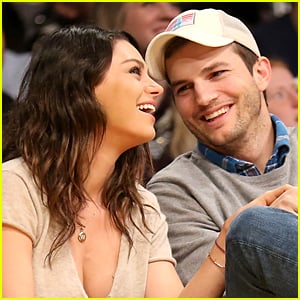 Ashton Kutcher Says Sex With Mila Kunis is ‘Amazing’! Ashton Kutcher