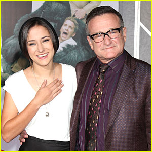 Robin Williams' Daughter Zelda Talks About Her Father's Death in New Interview (Video)