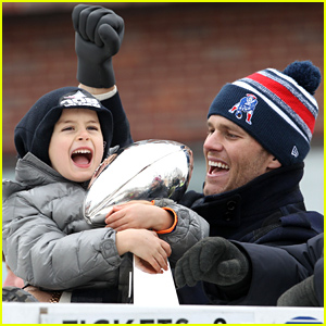 Tom Brady & His Son Benjamin Celebrate Patriots Victory at Super Bowl 2015 Parade!