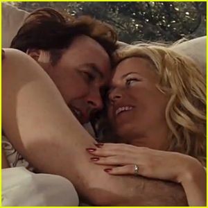 Elizabeth Banks & John Cusack Cuddle in Bed in 'Love & Mercy' Trailer - Watch Now!
