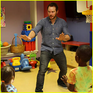 Chris Pratt Teaches Sick Children How to Train Velociraptors! | Chris