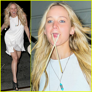 Jennifer Lawrence Leaves Dinner With Chopsticks in Her Mouth