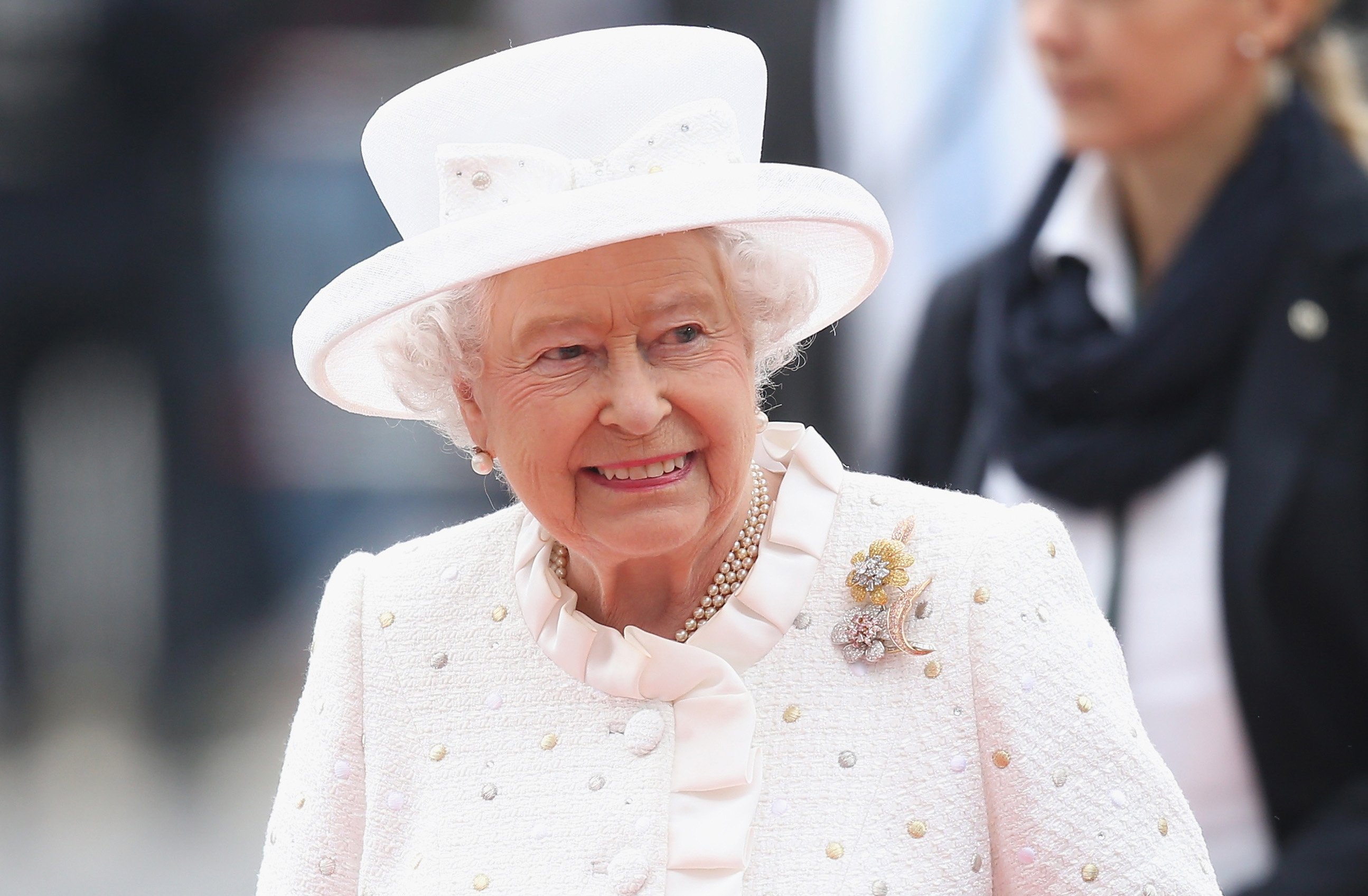 Queen Elizabeth May Be Displaced From Buckingham Palace During