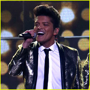 Bruno Mars Offered Super Bowl Halftime Show Again (Report)