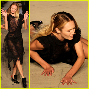 Candice Swanepoel Falls on Givenchy NYFW Runway (Video)