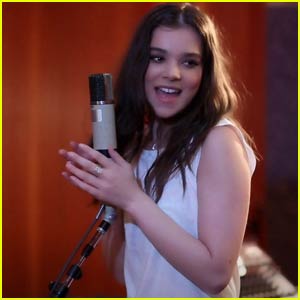 Hailee Steinfeld Belts Out 'Love Myself' Acoustic Version (Video)