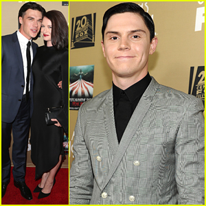 Evan Peters Says To Turn Out The Lights For the 'American Horror Story: Hotel' Premiere