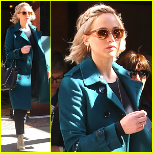 Jennifer Lawrence Takes a 'Passengers' Filming Break in NYC!