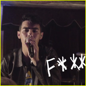 Watch the 'Cake By the Ocean' Lyric Video From Joe Jonas' New Group DNCE!