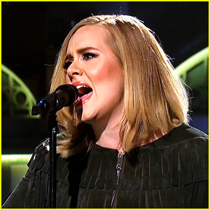 Adele Sings 'When We Were Young' Live on 'SNL' (Video)