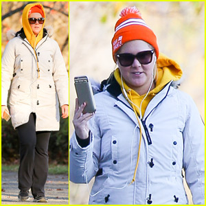 Amy Schumer Takes a Solo Stroll Through Chilly Central Park
